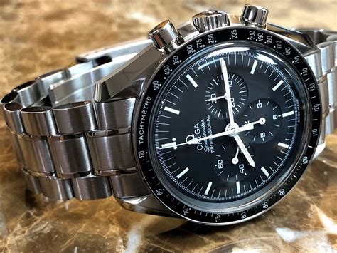 omega speedmaster moon watch 42mm